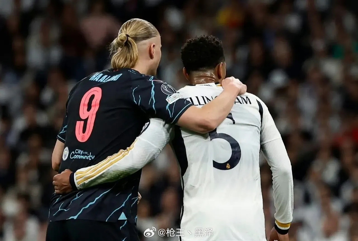 杜伦和康宁汉姆是近10年活塞首对同时砍30分两双的二人组