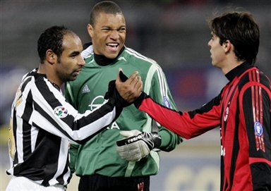 罗体：米兰vs拉齐奥VAR将被停哨；主裁未判点球正确但解释有误