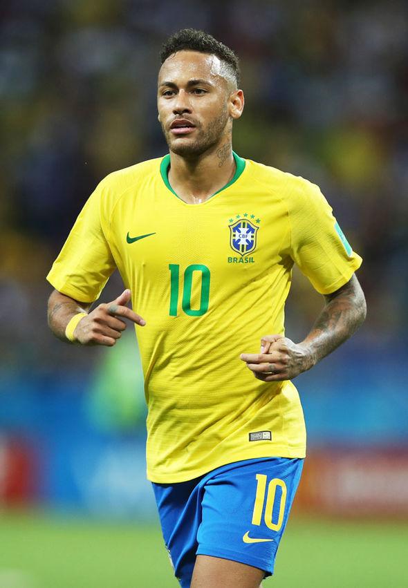 克勒舍谈法鹰转会策略：俱乐部理念清晰，清楚哪些球员能执行