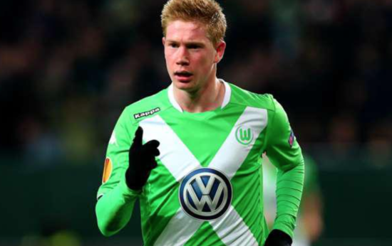 他是全场最冷静的人