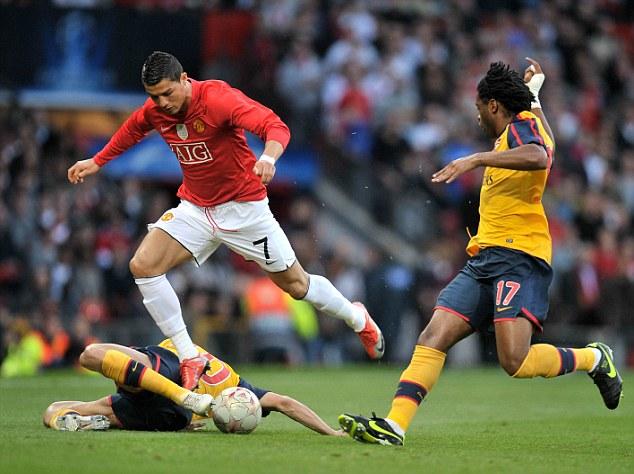 意媒：基耶萨可能冬窗回意甲，国米和米兰都在密切关注