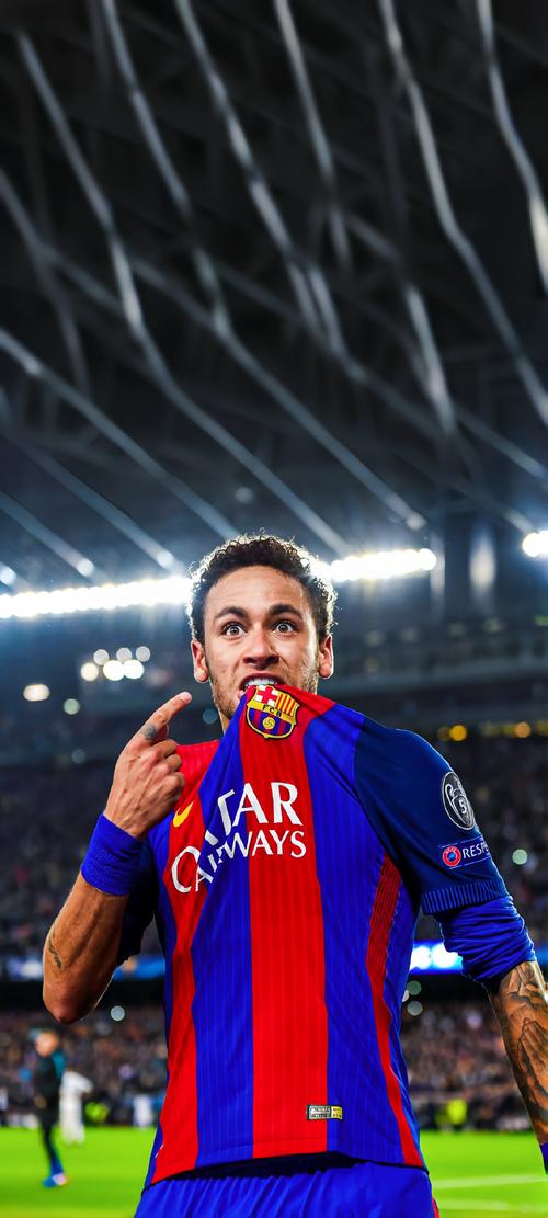 米体：尤文想引进迈尼昂、切利克和格纳布里，但面临激烈竞争