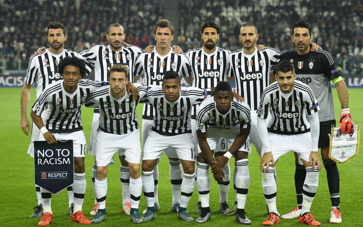 篮球湖人新秀完成生涯首次双双