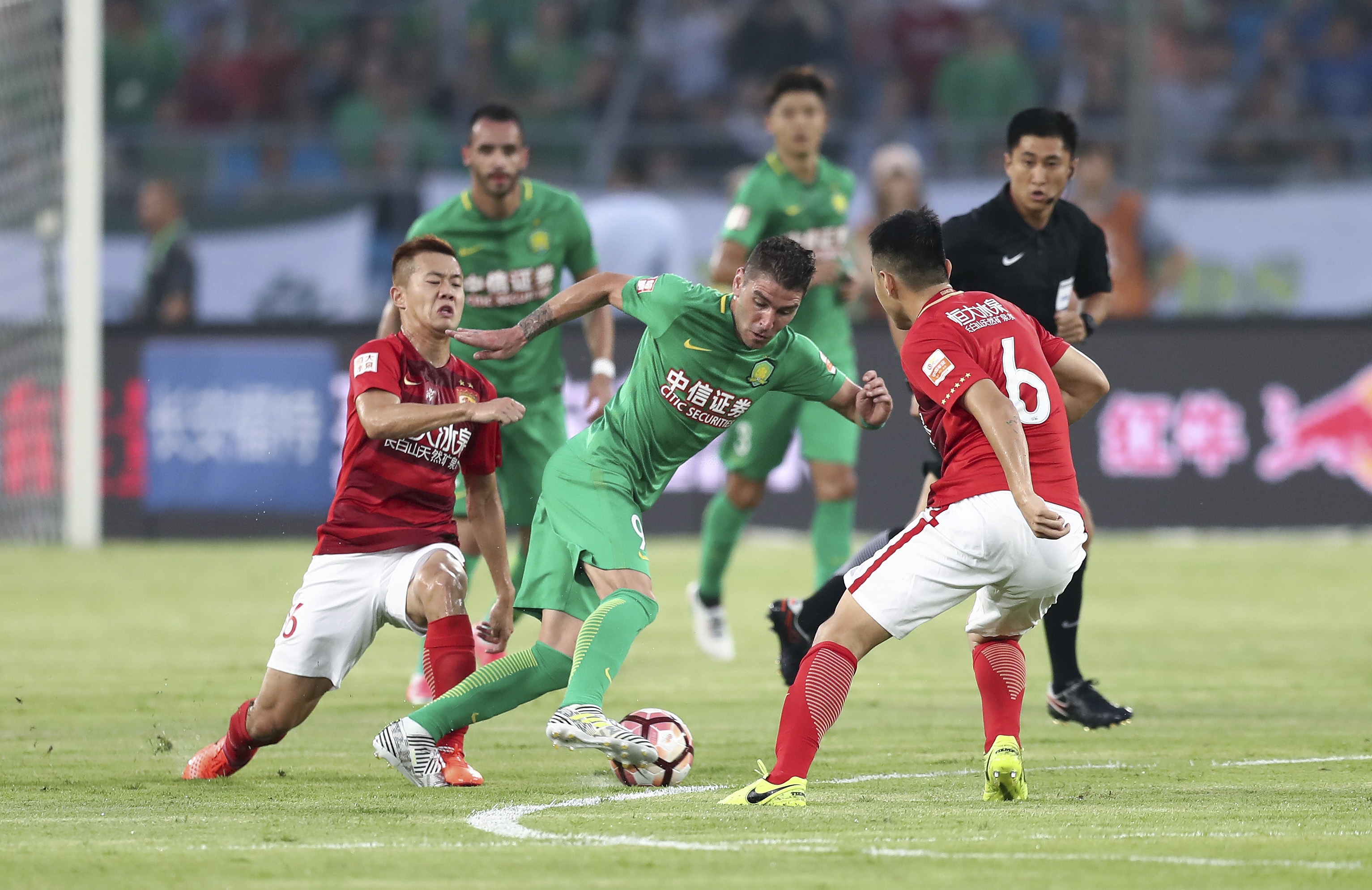 活久见！亚冠输球垫底后一个个神采飞扬，1人大谈向第5冠拼搏！